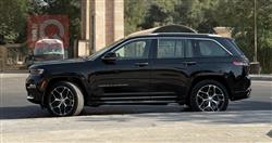 جیپ گراند شیرۆکی